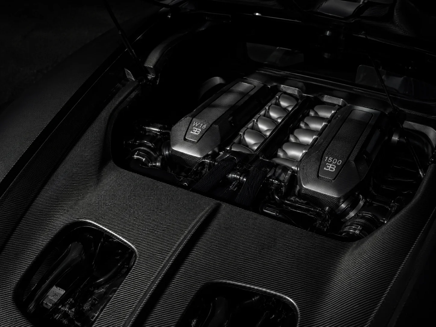 Bugatti Chiron Noire — frame 19