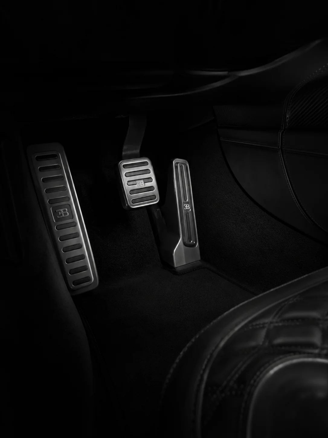 Bugatti Chiron Noire — frame 27